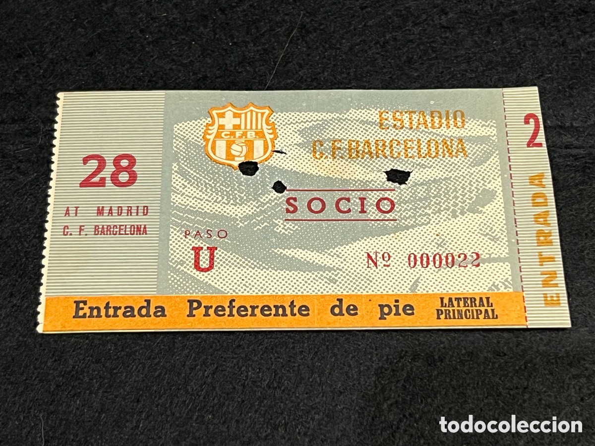 Coleccionismo deportivo: ENTRADA FC BARCELONA ATL&Eacute;TICO DE MADRID LIGA 1961-1962 TICKET FUTBOL.