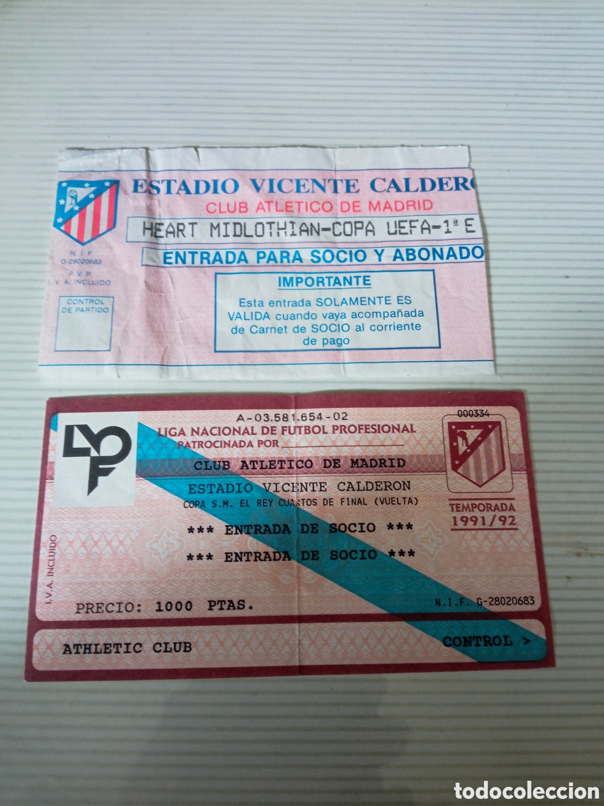 Coleccionismo deportivo: Dos ant. entradas, Estadio Vicente Calder&oacute;n, Atl&eacute;tico de Madrid, Copa de la UEFA y copa de SM el Rey