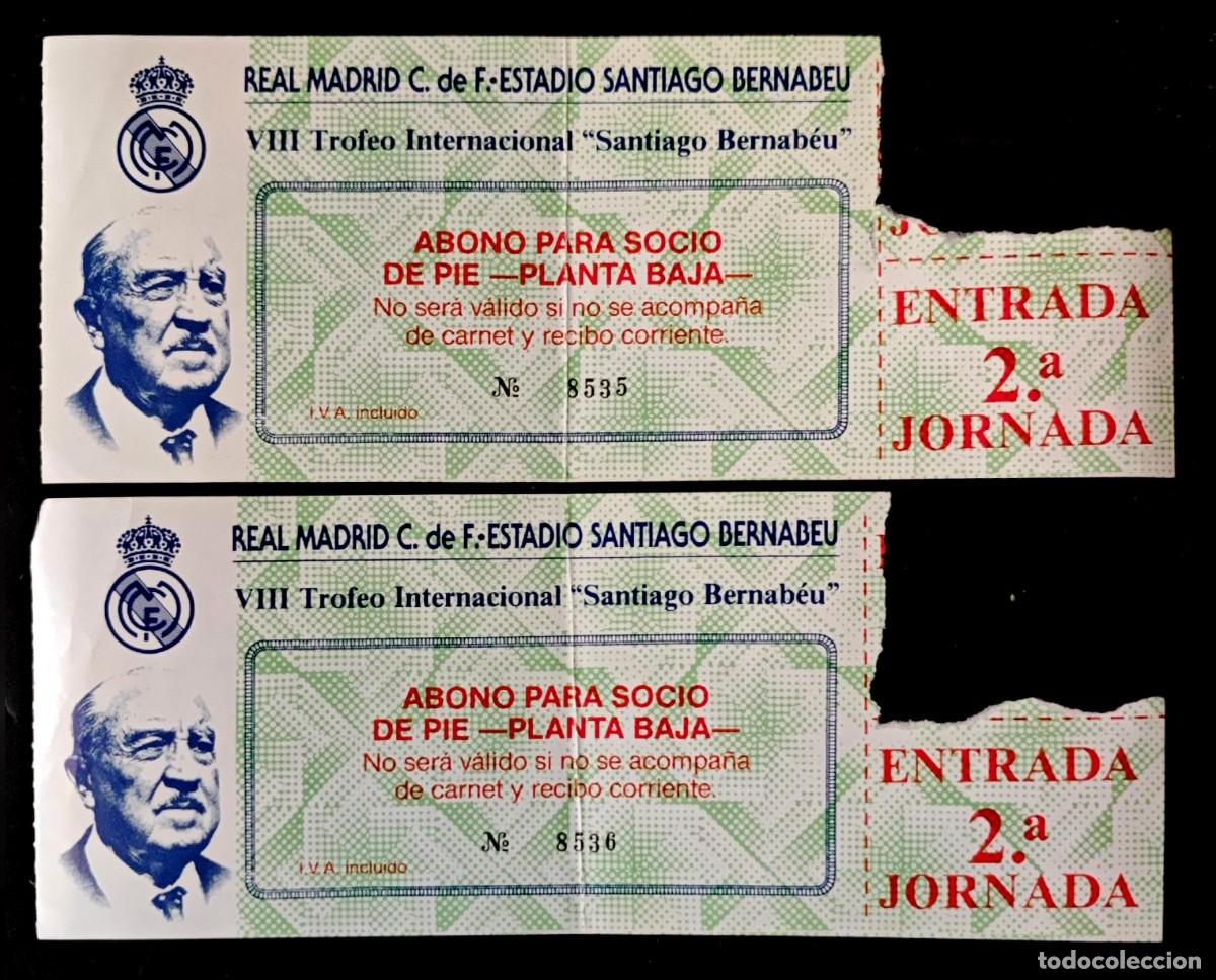 Coleccionismo deportivo: 2 Entradas Futbol Real Madrid VIII Trofeo Internacional Santiago Bernabeu Estadio ABONO para Socio