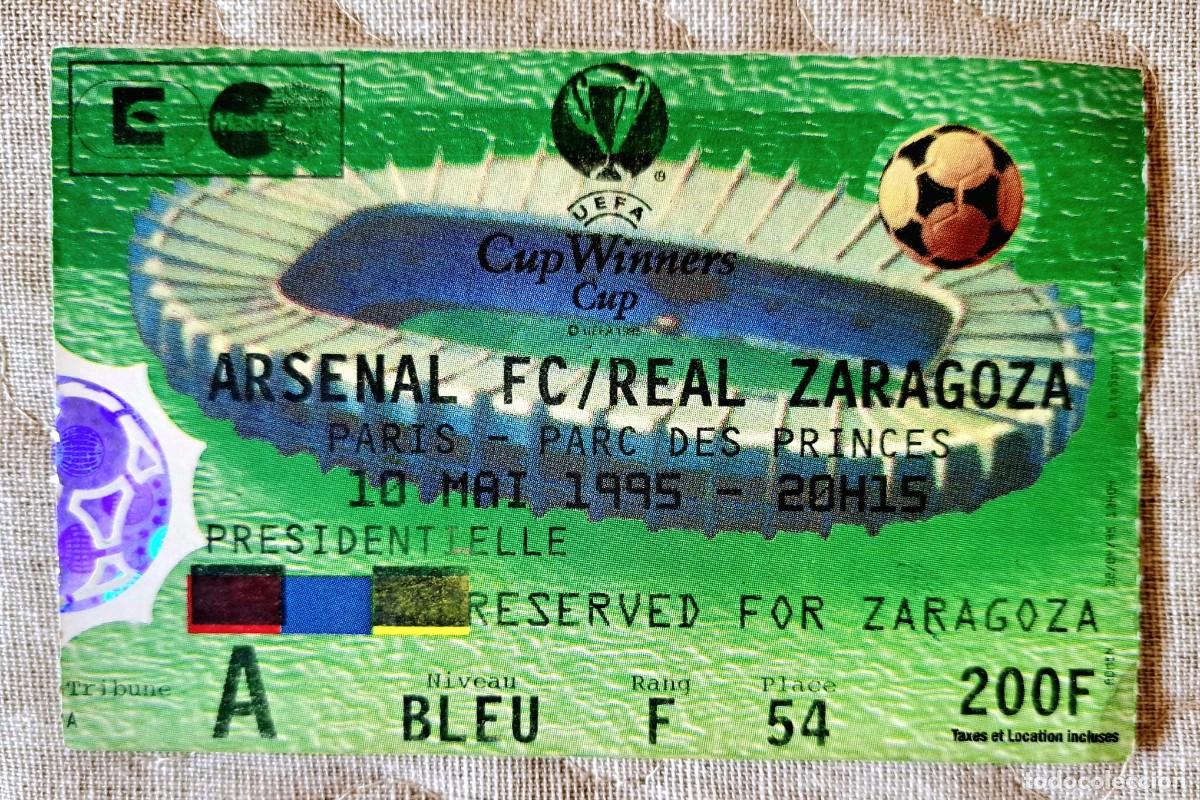 Coleccionismo deportivo: PACK COLECCI&Oacute;N RECOPA 1995: Entrada Final Par&iacute;s (Zaragoza - Arsenal) + Extras Hist&oacute;ricos