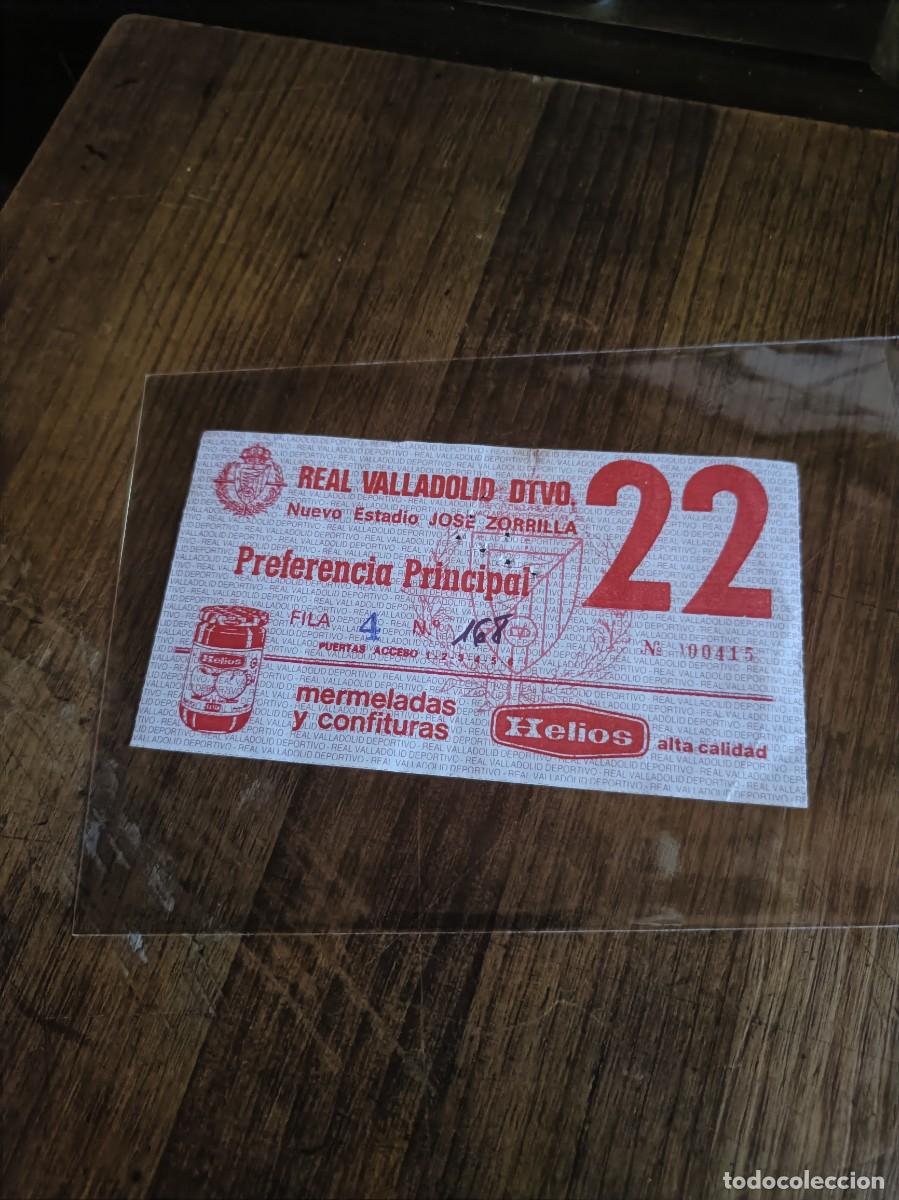 Collectionnisme sportif: ENTRADA TICKET REAL VALLADOLID ESTADIO ZORRILLA PUBLICIDAD HELIOS
