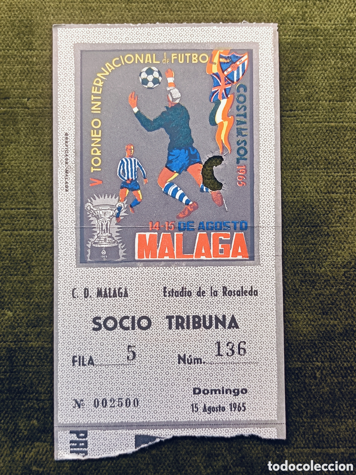 Coleccionismo deportivo: ENTRADA V TORNEO INTERNACIONAL DE FUTBOL COSTA DEL SOL . A&Ntilde;O 1965. MALAGA