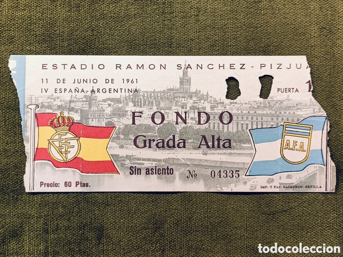 Coleccionismo deportivo: ENTRADA DE FUTBOL- ESPA&Ntilde;A ARGENTINA- ESTADIO SANCHEZ PIZJUAN- 11 DE JUNIO DE 1961