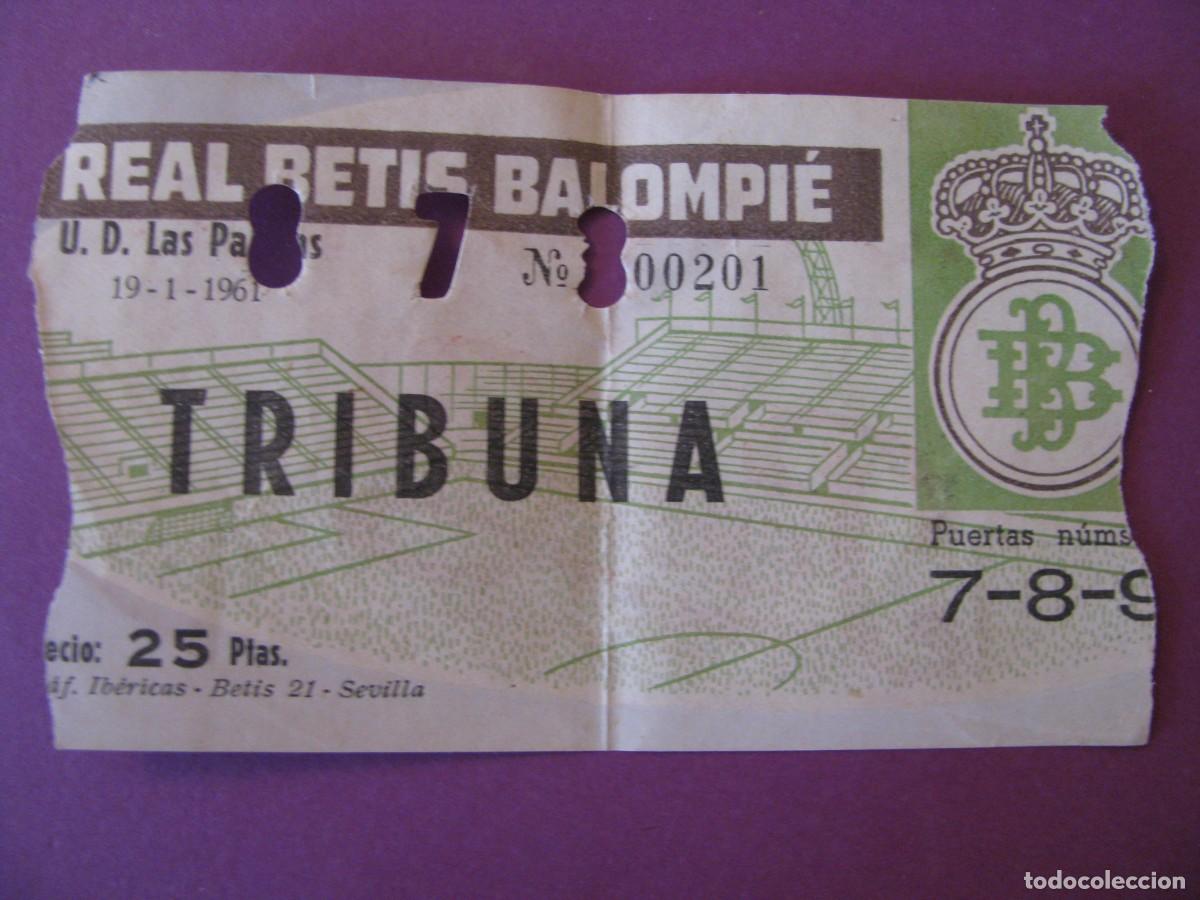 Coleccionismo deportivo: ENTRADA DE FUTBOL. ESTADIO BENITO VILLAMARIN. REAL BETIS - U. D. LAS PALMAS. 19 ENERO 1961