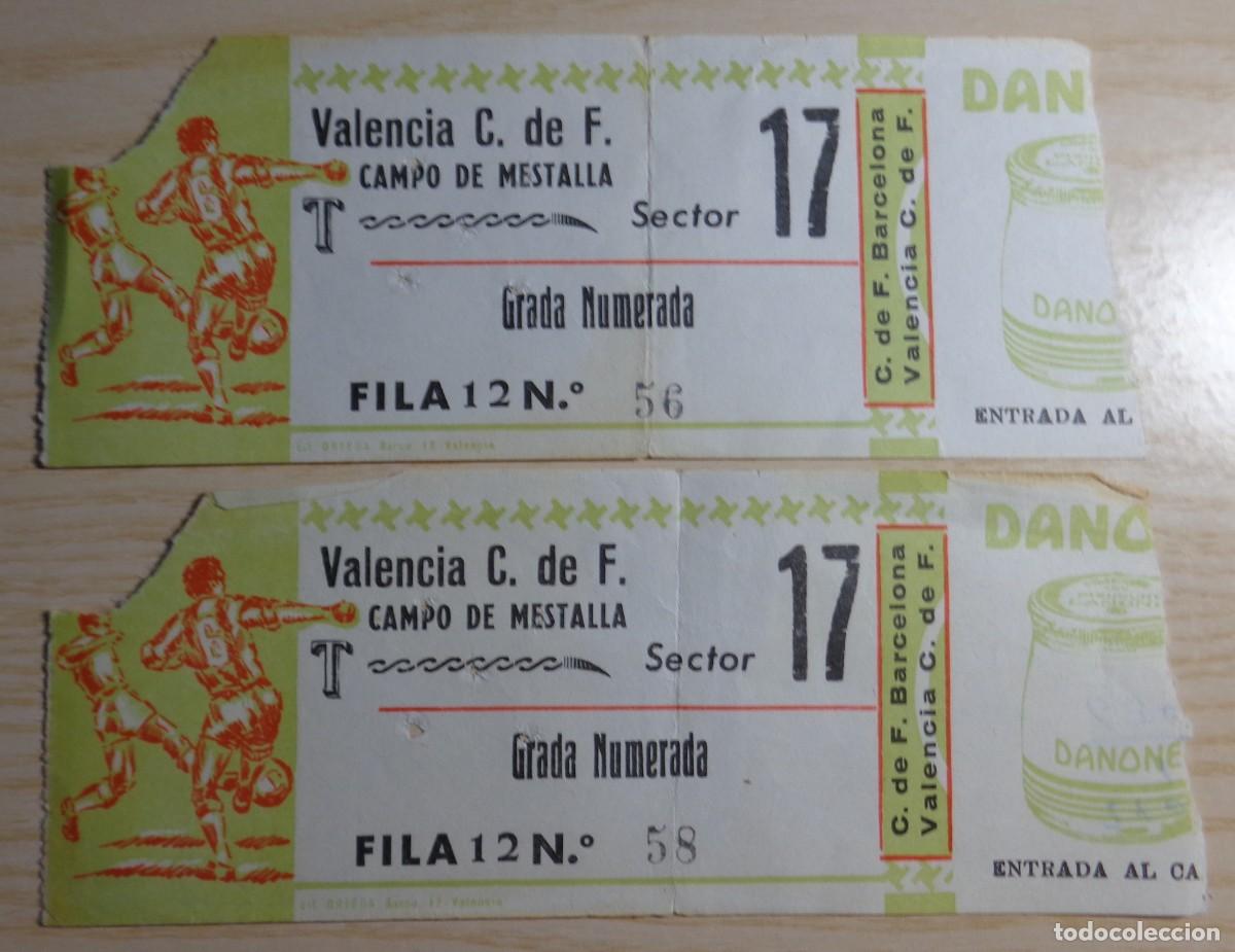 Coleccionismo deportivo: 2 ENTRADAS FUTBOL - CAMPO DE MESTALLA 'VALENCIA C.F - F.C BARCELONA'
