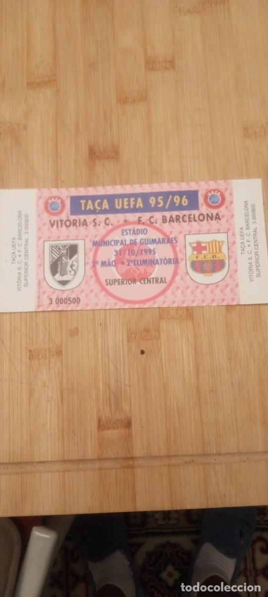 Coleccionismo deportivo: Entrada Vitoria de Guimaraes/Barcelona 30/10/1995