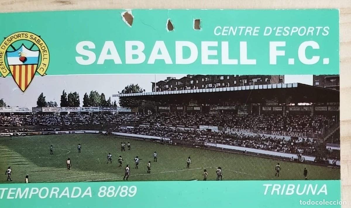 Coleccionismo deportivo: Lote Carn&eacute;s de Socio y Abonos Antiguos CE Sabadell F.C. Temporadas 87/88 y 88/89