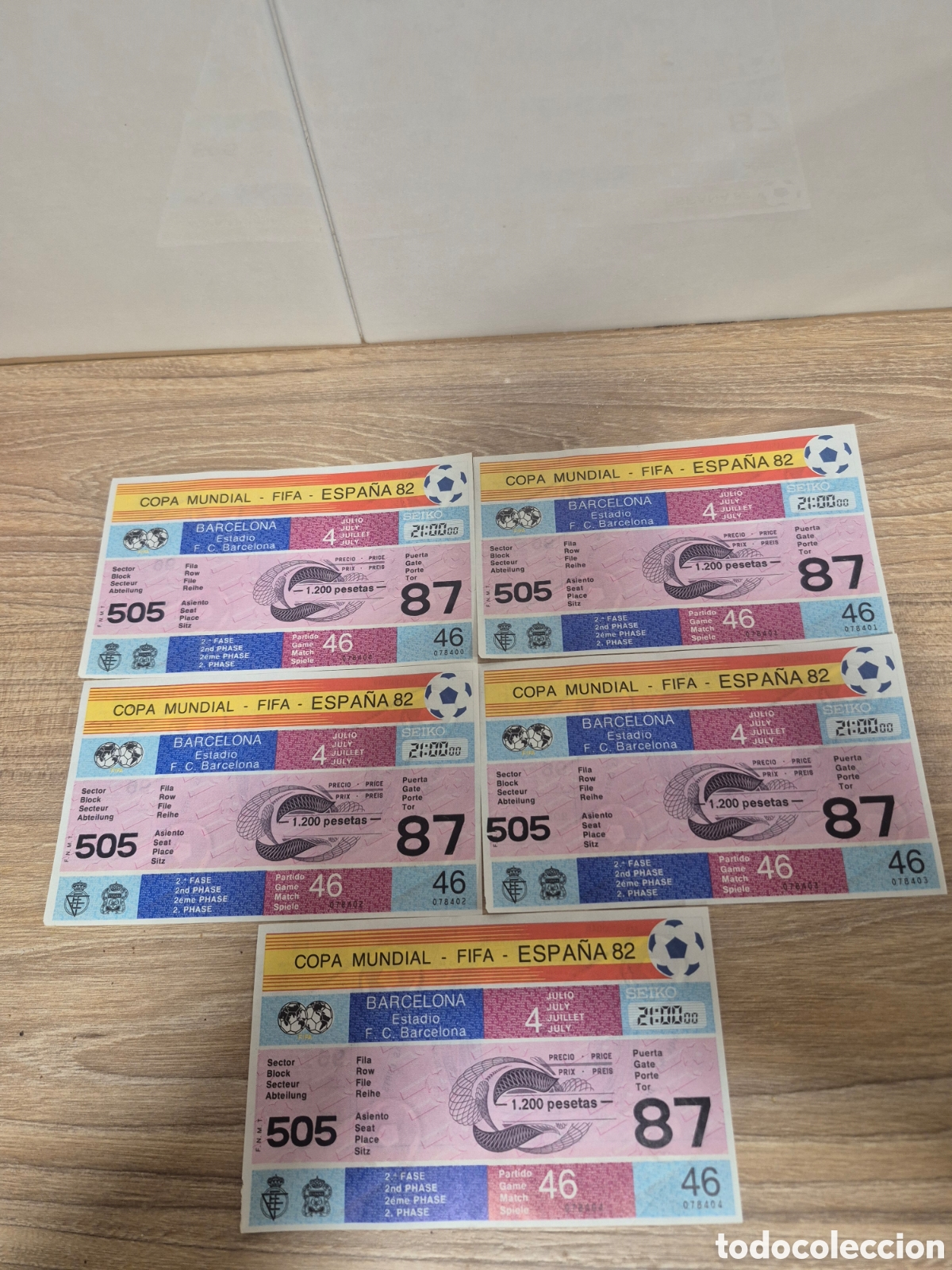 Coleccionismo deportivo: 5 ENTRADAS CORRELATIVAS COPA MUNDIAL FIFA ESPA&Ntilde;A 82