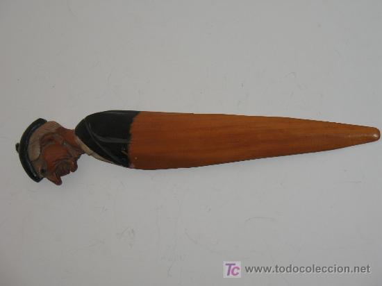Escriban&iacute;a: Abre cartas tallado en madera - Foto 1