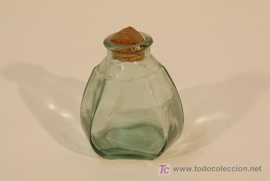 Escriban&iacute;a: Tintero hexagonal en vidrio. Circa 1900 - Foto 1