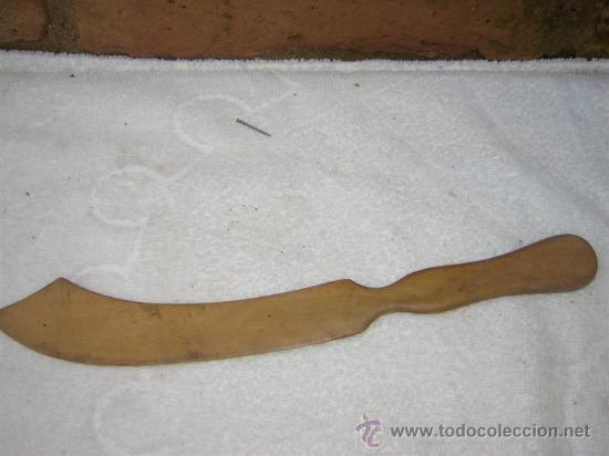 Escriban&iacute;a: abrecarta de madera antigua - Foto 1