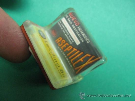 Escrita: ANTIGUO TAMPON EN PASTA CON PUBLICIDAD DE MEDICAMENTOS. A&Ntilde;OS 1960 MIDE 3 X 4 CM.