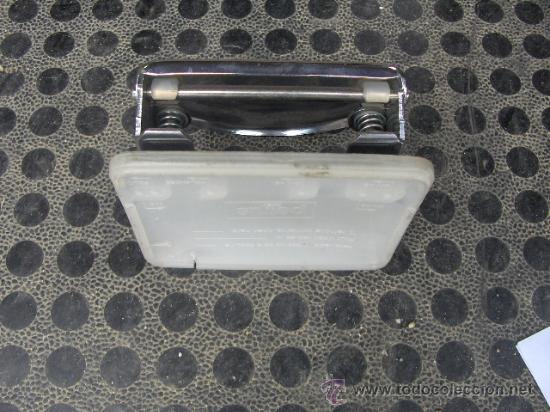 Escriban&iacute;a: Perforadora Petrus - tapa de plastico - Foto 2