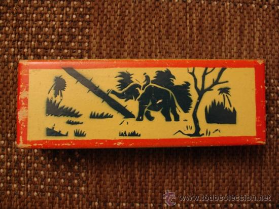 Escriban&iacute;a: PLUMIER ESTUCHE DE MADERA CON DIBUJOS TALLADOS - Foto 1