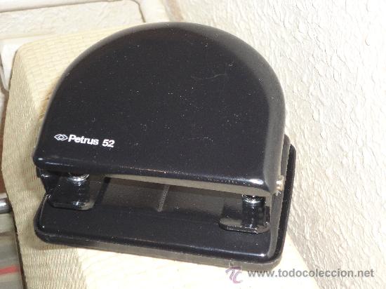 Escriban&iacute;a: TALADRADORA PERFORADORA PAPEL PETRUS 52. FUNCIONA - Foto 2