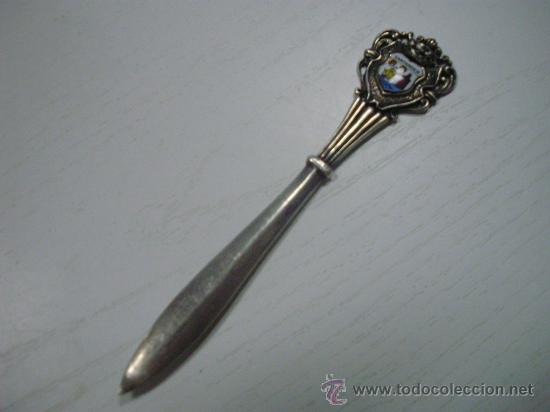 Escriban&iacute;a: ANTIGUO ABRECARTAS DE PLATA CON EL ESCUDO DE SANTANDER - Foto 1