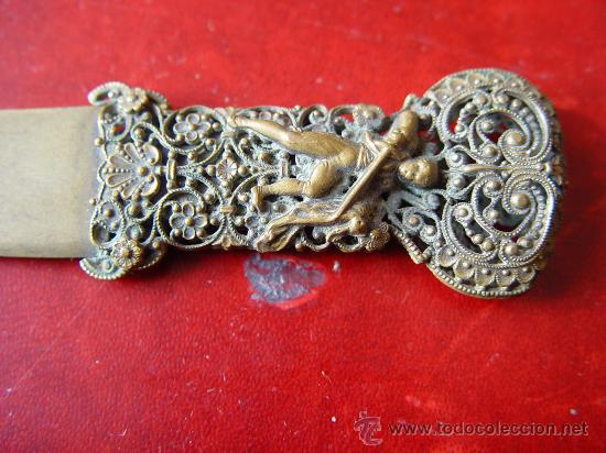 Escriban&iacute;a: Abrecartas antiguo de bronce. - Foto 2