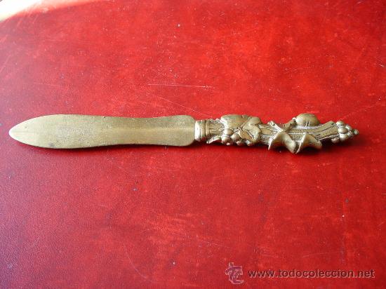 Escriban&iacute;a: Abrecartas antiguo de bronce. - Foto 1