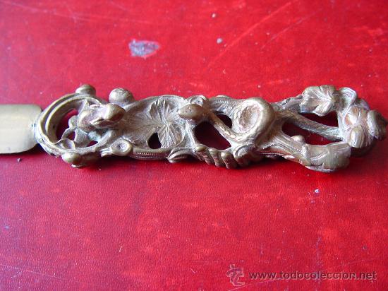 Escriban&iacute;a: Abrecartas antiguo de bronce. - Foto 2