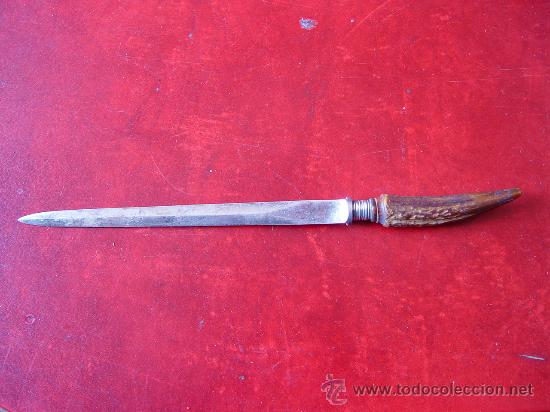 Escriban&iacute;a: Abrecartas antiguo con mango forma de garra. - Foto 1