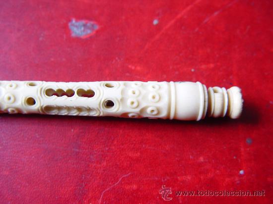Escriban&iacute;a: Pluma de marfil antigua perfectamente conservada. - Foto 3