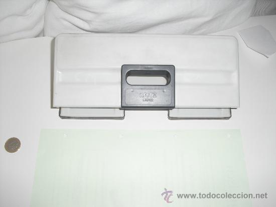 Writing Items: Antigua perforadora doble de papel. Modelo Leite 5012.Taladradora de  4 agujeros.