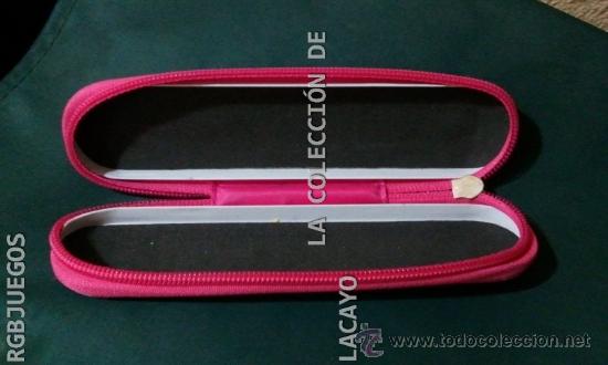 Escriban&iacute;a: ESTUCHE METAL CON CREMALLERA MICKEY MOUSE - Foto 2