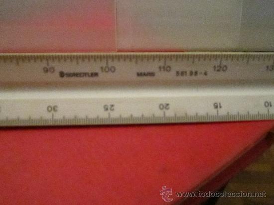 Escriban&iacute;a: Regla triangular en su funda de plastico, staedtler mars 56198-4 germany - Foto 2