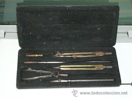 Escriban&iacute;a: COMPAS ANTIGUO - Foto 1