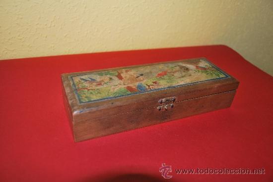 Escriban&iacute;a: ESTUCHE DE MADERA - PLUMIER - A&Ntilde;OS 40-50 - Foto 2