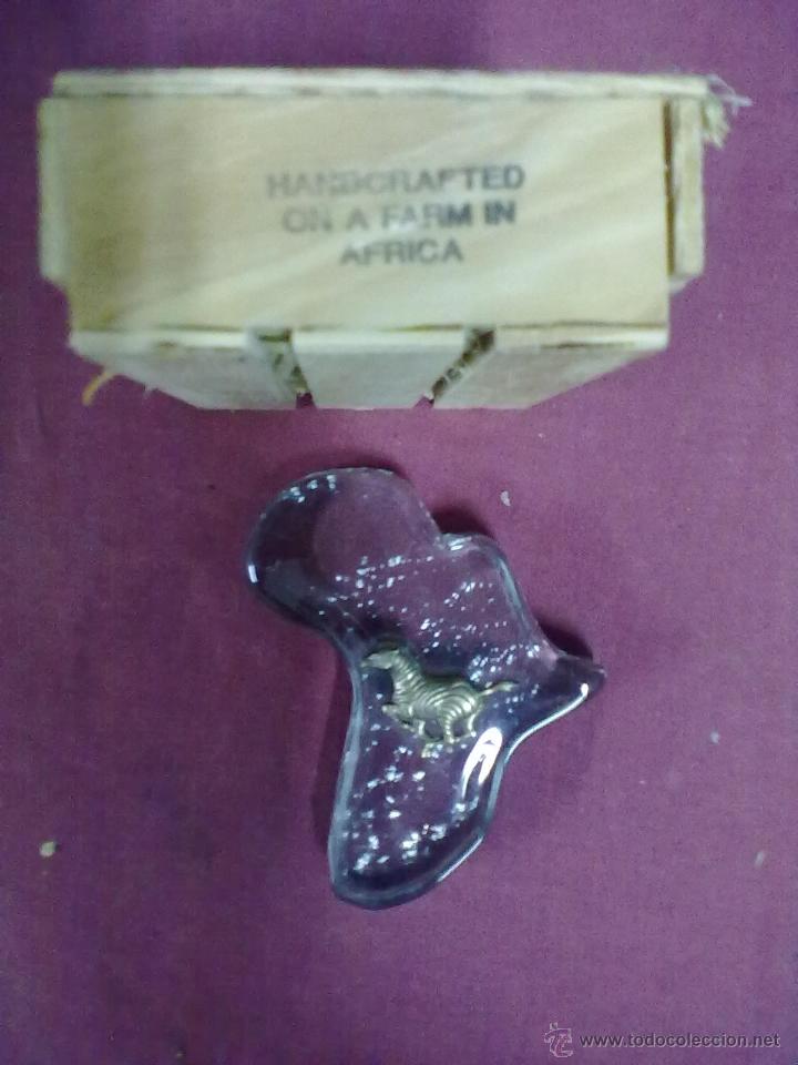 Escriban&iacute;a: PISAPAPELES CRISTAL AFRICA - Foto 3