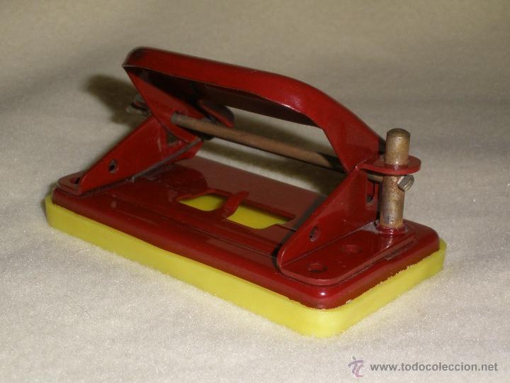 Escriban&iacute;a: TALADRO - PERFORADORA DE PAPEL KIN (MADE IN CZECHOSLOVAKIA) - Foto 6