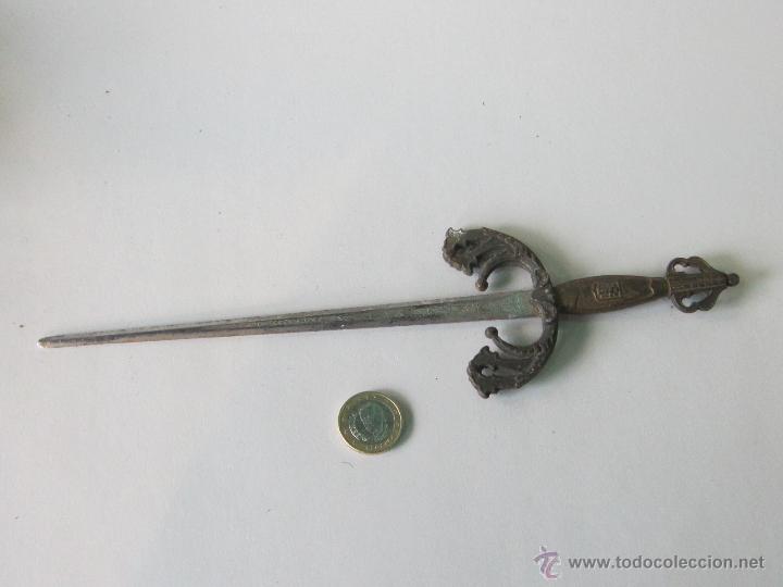 Escriban&iacute;a: ABRECARTAS EN METAL - Foto 1