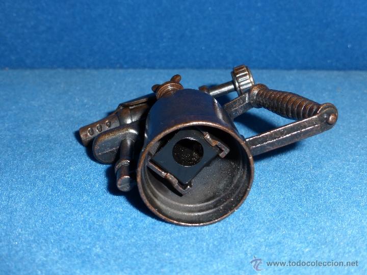 Escriban&iacute;a: ANTIGUO SACAPUNTAS DE METAL CON FORMA DE SOPLETE - Foto 6