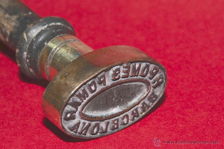 Escriban&iacute;a: SELLO DE BRONCE CON EMPU&Ntilde;ADURA DE MADERA - Foto 4