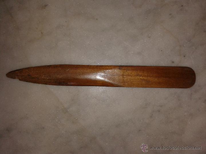 Escriban&iacute;a: ABRECARTAS ANTIGUO DE MADERA - Foto 3