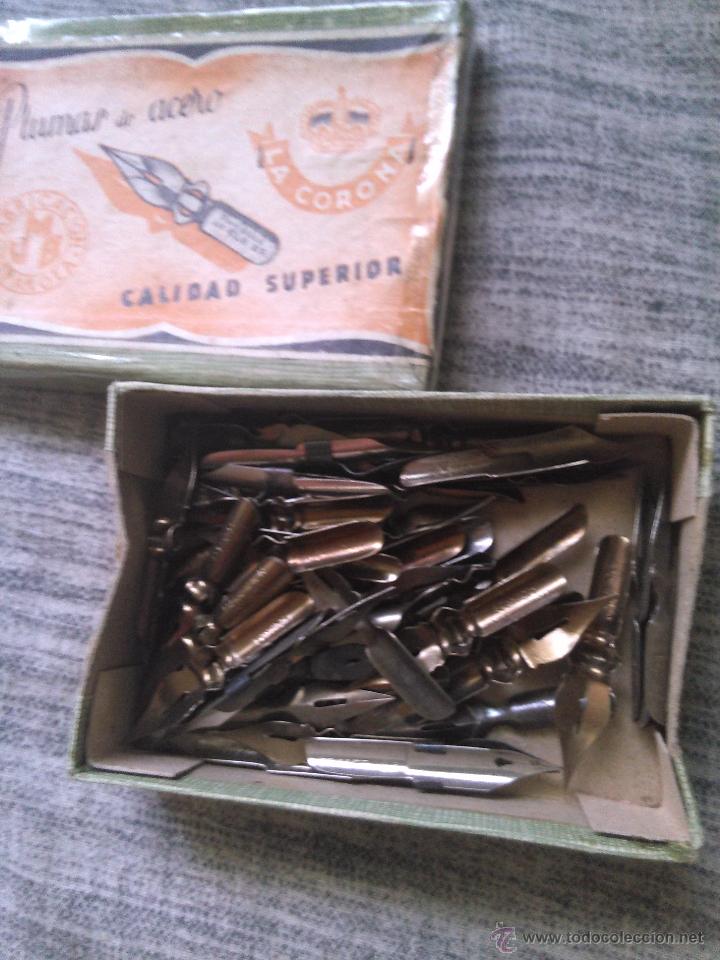Escriban&iacute;a: Caja de Plumines, plumas la corona - Foto 1