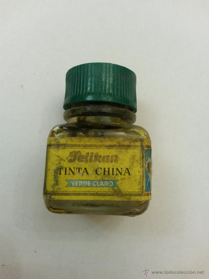 Escriban&iacute;a: Tintero de tinta china pelikan verde claro - Foto 1