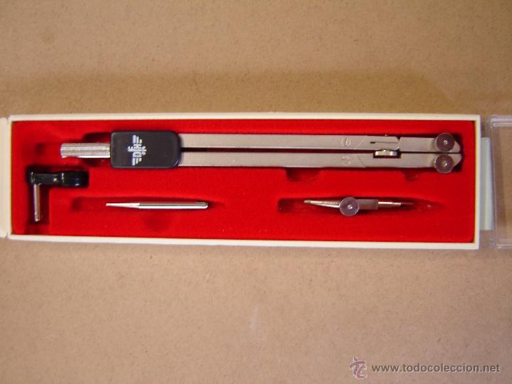 Escriban&iacute;a: Estuche comp&aacute;s y accesorios - DFH - Foto 1