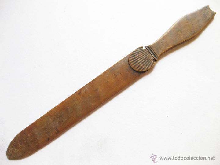 Escriban&iacute;a: ABRECARTAS DE MADERA NOBLE CON UNA CONCHA - Foto 2