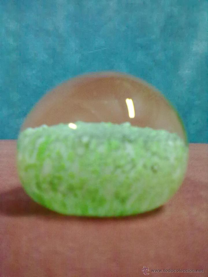 Escriban&iacute;a: PISAPAPELES CRISTAL - Foto 1
