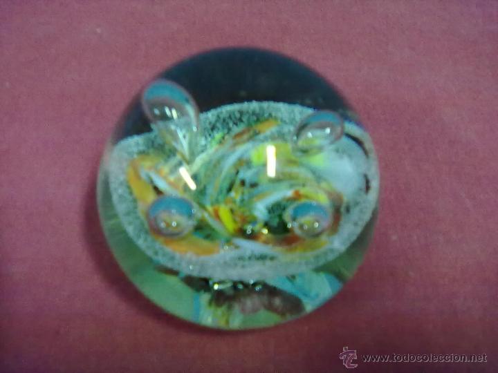 Escriban&iacute;a: PISAPAPELES CRISTAL - Foto 3