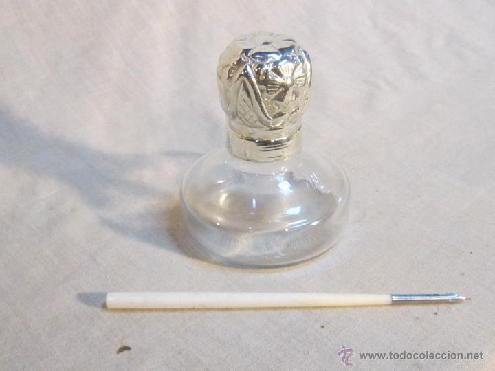 Escriban&iacute;a: TINTERO DE CRISTAL Y PLUMA DE MADERA CON PLATA DE LEY - Foto 2