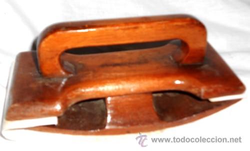 Escriban&iacute;a: ANTIGUO SECAFIRMAS DE ESCRITORIO DE MADERA - Foto 1