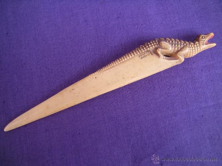 Escriban&iacute;a: ANTIGUO ABRECARTAS COCODRILO - Foto 1