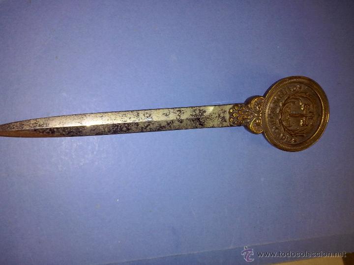 Escriban&iacute;a: Catedral de cadiz abrecarta en bronce y metal - Foto 1