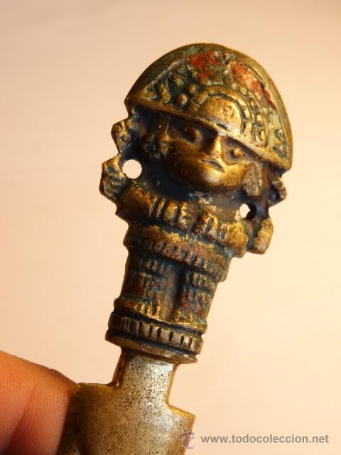 Escriban&iacute;a: Antiguo abrecartas en bronce - Foto 2