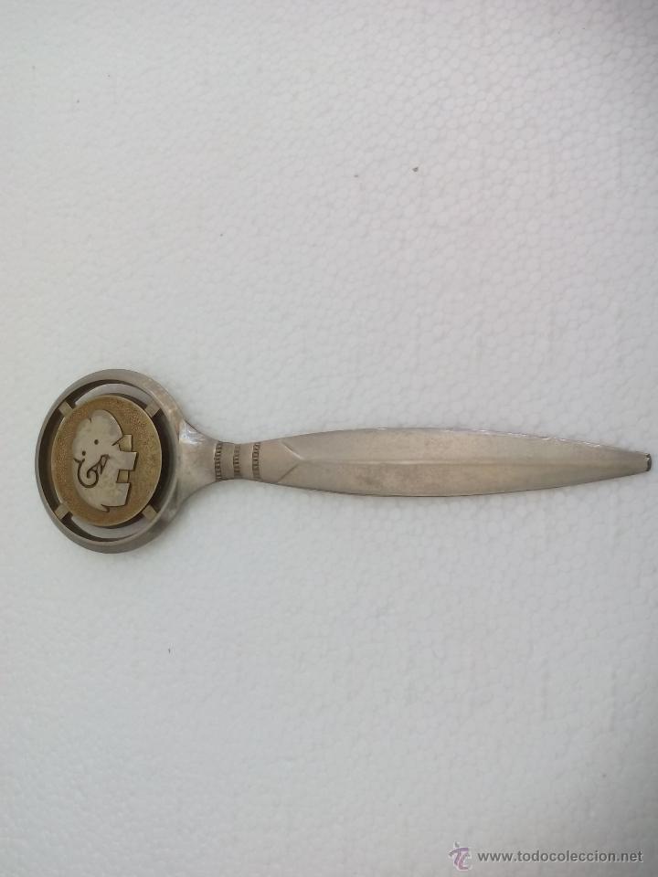 Escriban&iacute;a: Abrecartas de metal  SAM. 13,8 cm - Foto 2