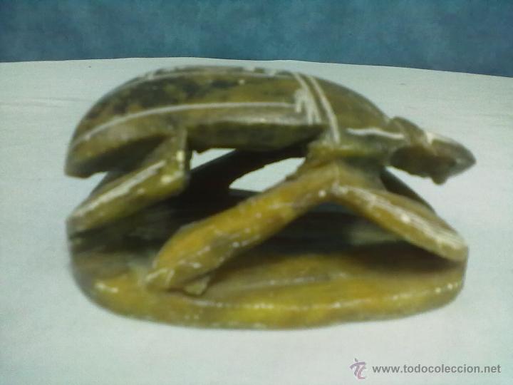 Escriban&iacute;a: PISAPAPELES ESCARABAJO EGIPCIO - Foto 1