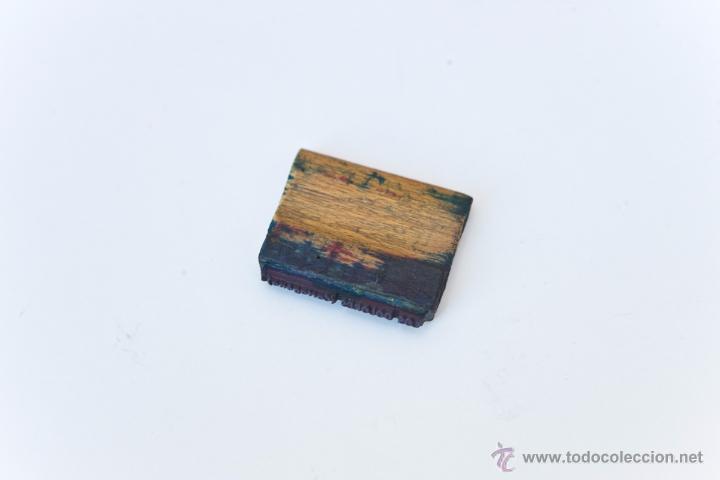 Escriban&iacute;a: TAMP&Oacute;N ANTIGUO MADERA 3. A&Ntilde;OS 60 - Foto 4